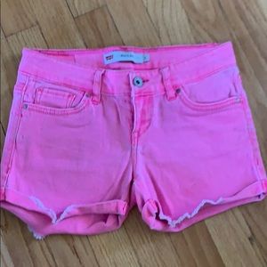 Levi’s hot pink jeans